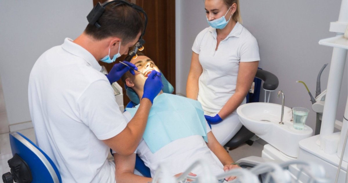 Belmont WA dentist assessing sensitive teeth